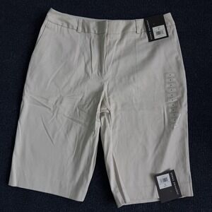 Josephine Chaus City Shorts Womens 8 Beige Twill Chino Stretch Bermuda New Stone